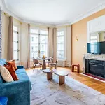 Élégant appartement - Proche Arc de Triomphe